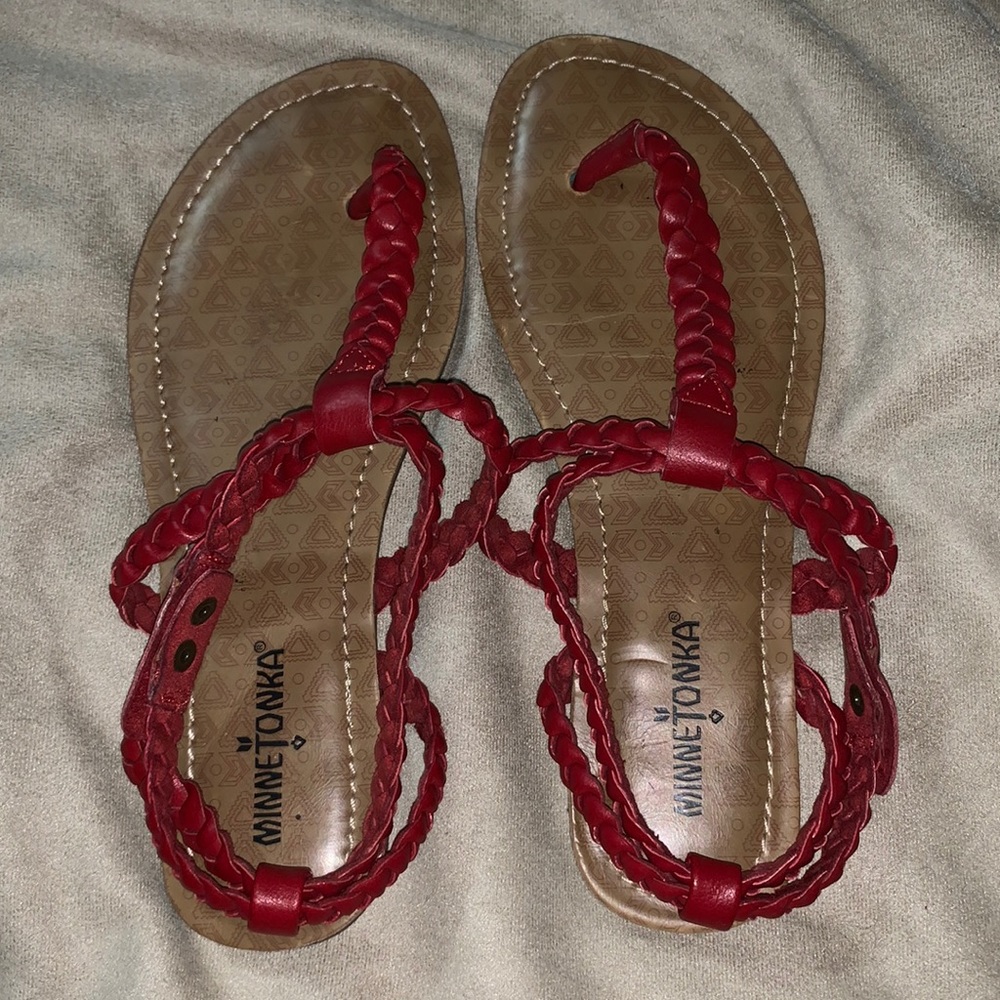 Minnetonka Liberty Thong Sandals Sz 8